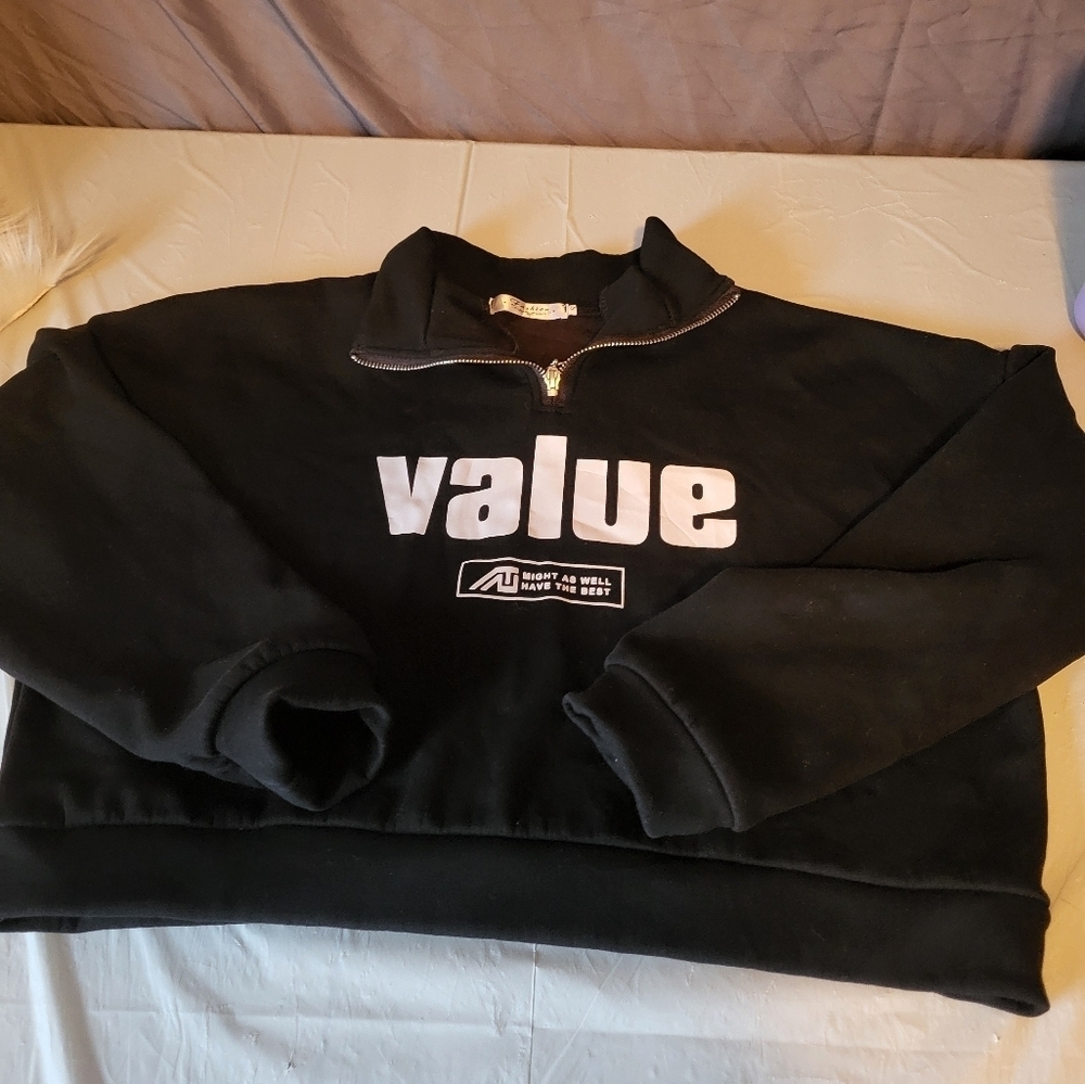 Fashion Crop Top Size Small - Picture 3 of 5